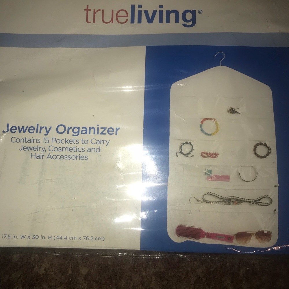 JEWELRY ORGANIZER!! 💕